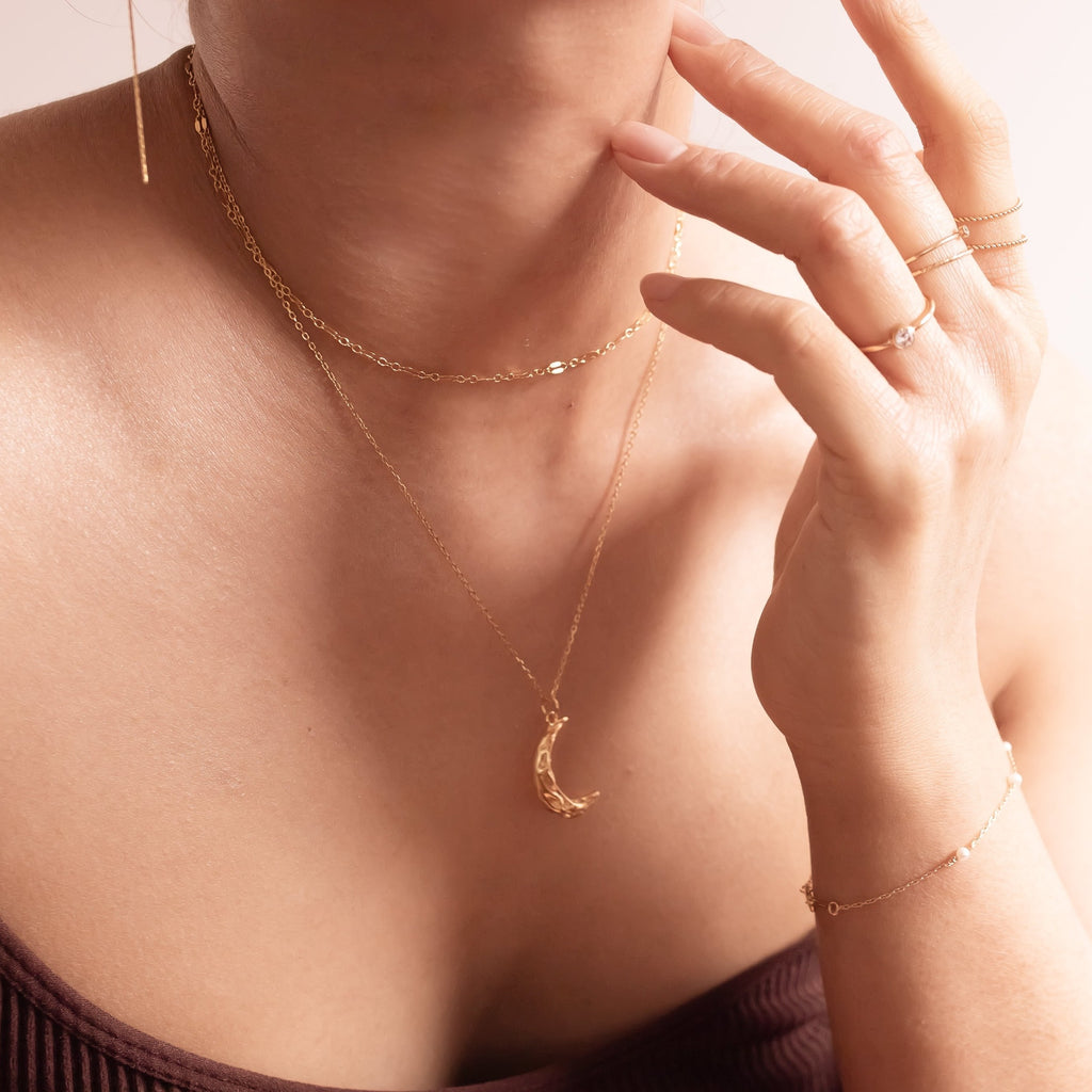 Luminous Texture Gold Choker Necklace on female body